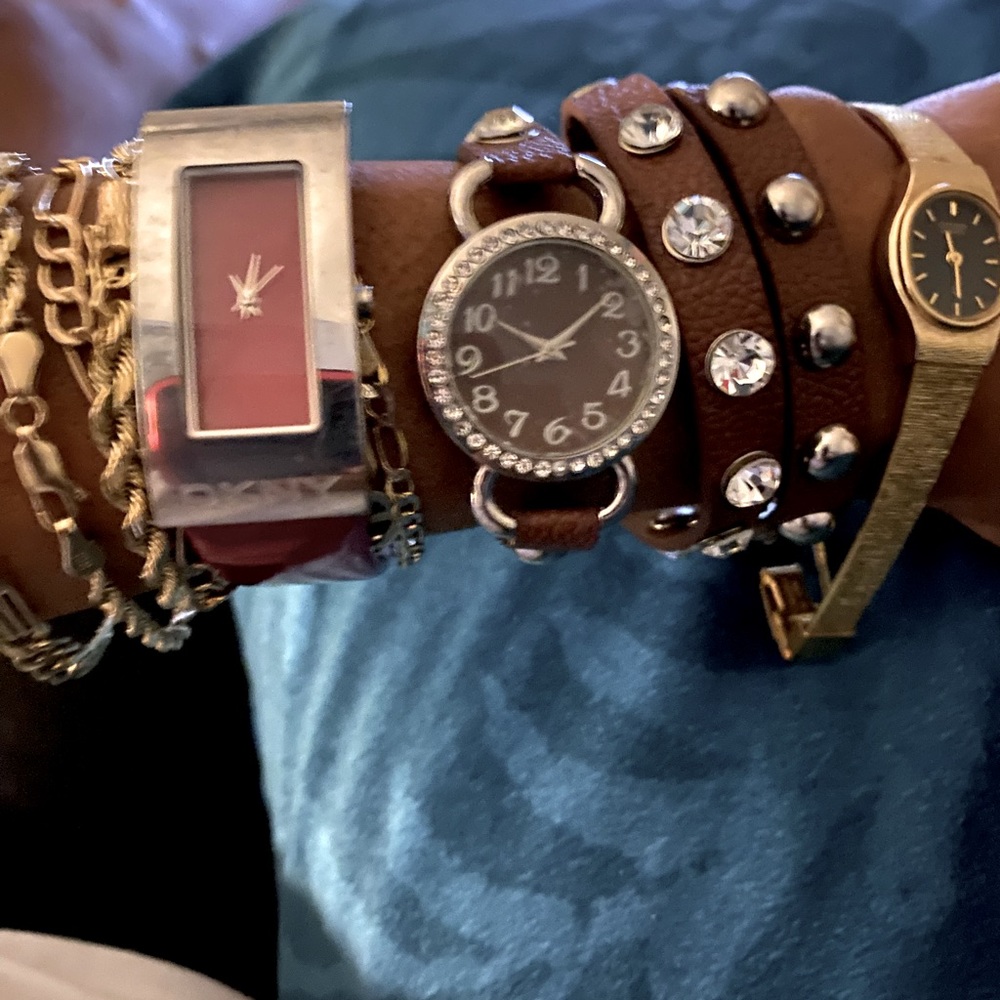 Citizen Qq Women Gold tone, Silver tone & Brown w/with silver studs, wrap watch.